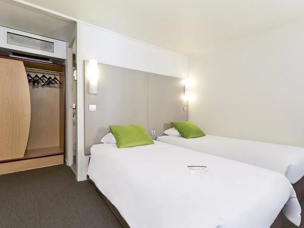 Campanile Lyon Nord - Ecully Hotel