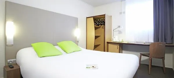***  Campanile Lyon Nord - Ecully Hotel France